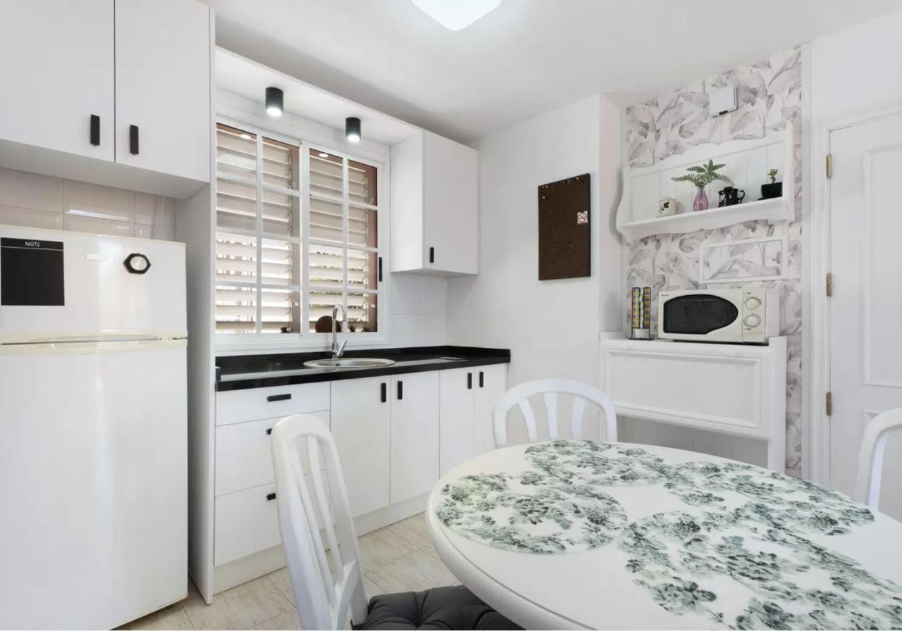 Apartamento El Carmen 3 Lara Apartment ซานตาครูซ เด เตเนริเฟ ภายนอก รูปภาพ